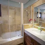 Sensational 3 Bedrooms Myoga Spacious *