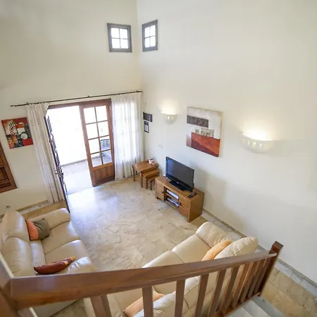 Sensational 3 Bedrooms Myoga Spacious *