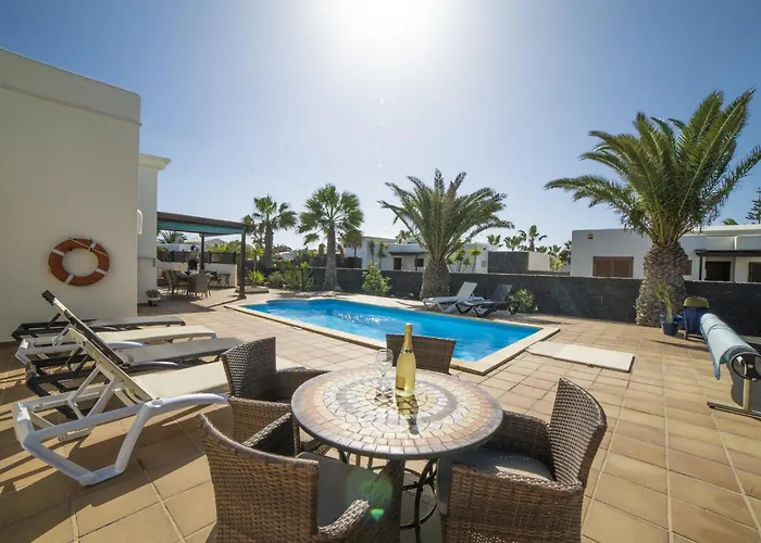 Sensational 3 Bedrooms Myoga Spacious Βίλα