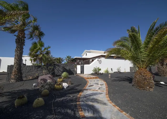 Sensational 3 Bedrooms Myoga Spacious Villa Playa Blanca (Lanzarote)