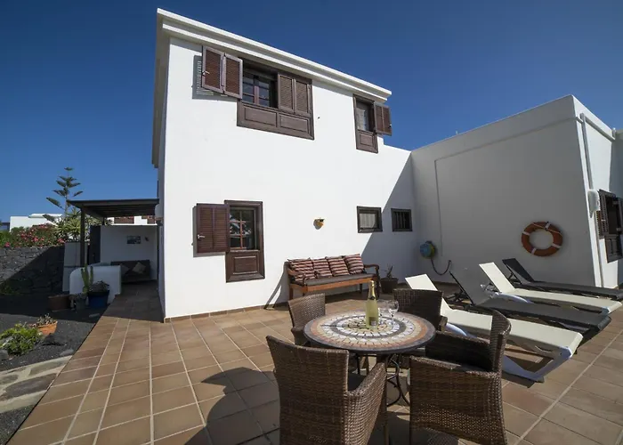 Sensational 3 Bedrooms Myoga Spacious Villa *