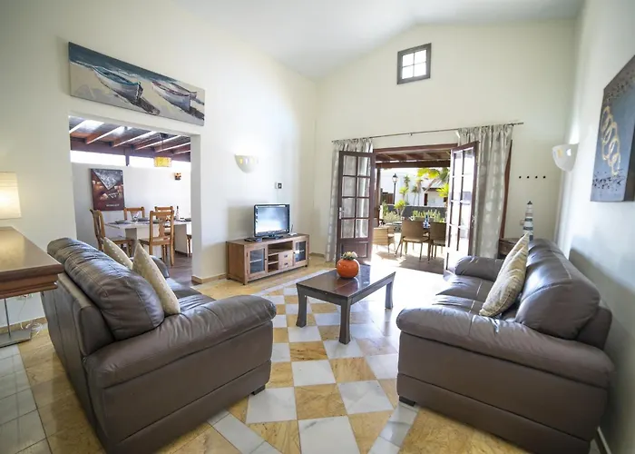 Sensational 3 Bedrooms Myoga Spacious * Playa Blanca (Lanzarote)
